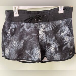 Board Shorts with Zipper Pocket